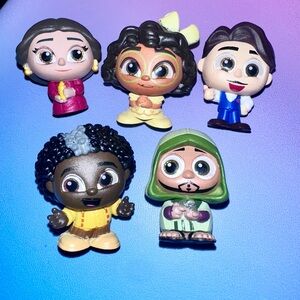 encanto lot — disney doorables: series 12
